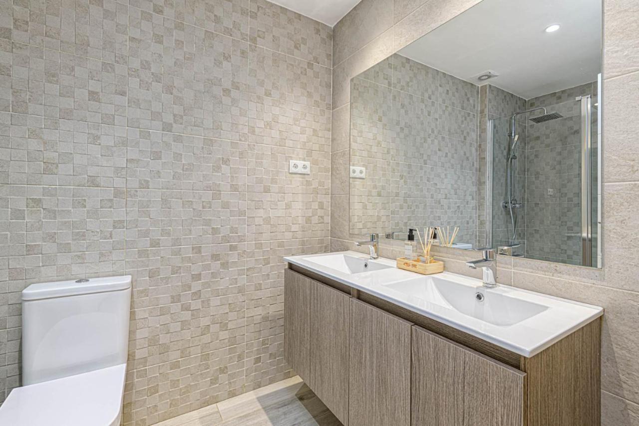 Constancia Apartment In Malaga By Solaga Holiday Homes Bagian luar foto