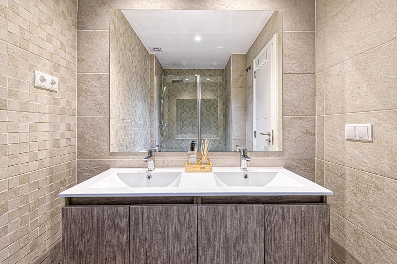 Constancia Apartment In Malaga By Solaga Holiday Homes Bagian luar foto